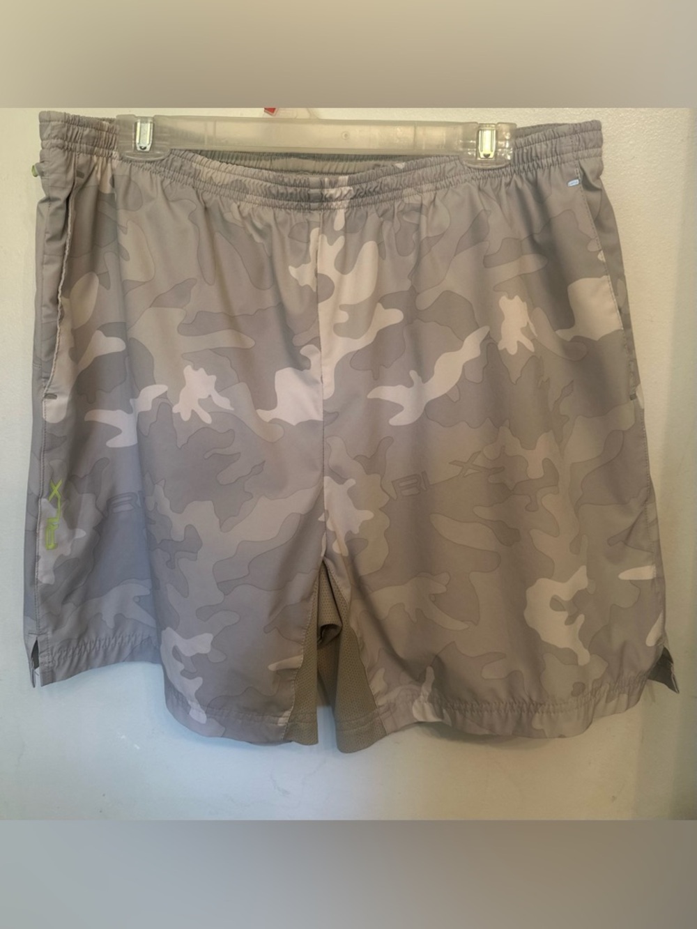 RLX Ralph Lauren Stretch Athletic Boulder Grey Heather Camo Shorts Men’s XXL